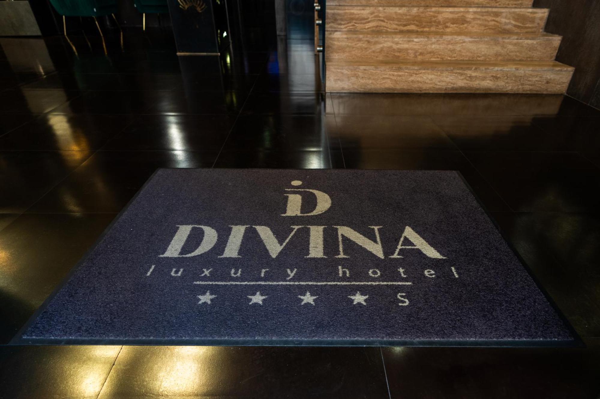 Divina Luxury Hotel Roma Esterno foto